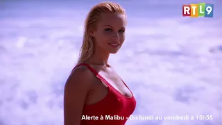Alerte à Malibu (RTL9) : Le générique de la série culte avec David Hasselhoff, Pamela Anderson...