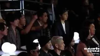 [FANCAM] 141203 MAMA EXO performance reaction (BOBBY focus)