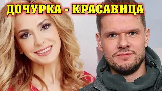 Как выглядит маленькая дочь красавца актера Владимира Яглыча, внучка Ольги Сумской