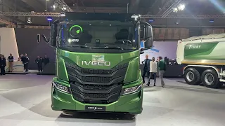 New Iveco S Way 400 HVO (2024) Walkaround - Transpotec Logitec 2024 - Fiera Milano Rho