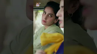 AC Nahi Hai Tumhari Taxi Mein... #sabaqamar #shorts #hareemfarooq #sarerah