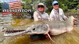 Big game of American wild waters - Alligator Gar