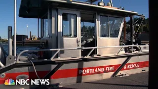 Oregon man accused of stealing fire rescue boat in Portland