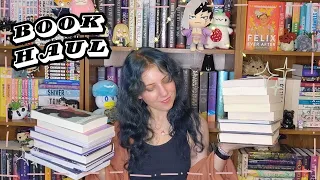 book haul ~ graphic novels, new releases, & more