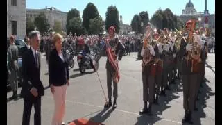 7. September 2012 - Empfang der Deutschen Bundeskanzlerin Angela Merkel - 4.GdKp und GdMus