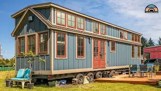 Custom Built Tiny House on the beach w/ Downstairs Bedroom