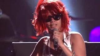 Rihanna Feat. Britney Spears - S&M Remix Live At BillBoard Muisc Awards (Rehearsal)