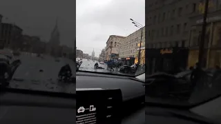 Два человека погибли в крупной аварии на Кутузовском проспекте в Москве.