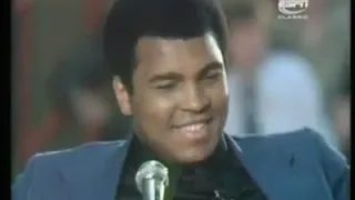 Muhammad Ali in Newcastle (1977)