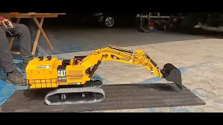 CATERPILLAR 390D HUGE RC Excavator scale 1:8th part #1/ CATERPILLAR 390D RC Bagger 180kg 1:8