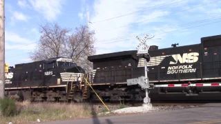 NS 8426 with K5LAB meets NS 9570 in Elkhart, IN 11/15/16