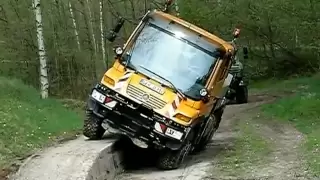 Mercedes-Benz Unimog U400 & U4000 Hard Test 2011 I Eurotruck Dealer Mercedes