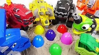 There are eggs in the ground! Dinotrux play a Suprise eggs game! - DuDuPopTOY