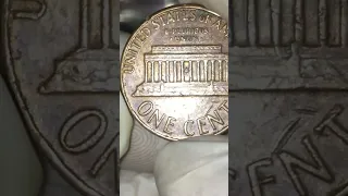 Lincoln Penny 1975 D. rare.It's worth up to $400,000. as many major collectors say No?