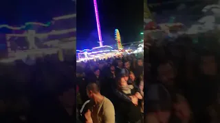 Häng dich reich kirmes stange  er hat 100 bekommen in köln Deutz!!!