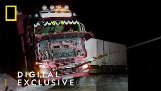 Rescuing A 57 Tonne Truck Stuck In The Snow | Ice Road Rescue | National Geographic UK