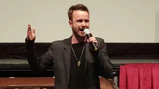 Aaron Paul congratulates his Mom and High School