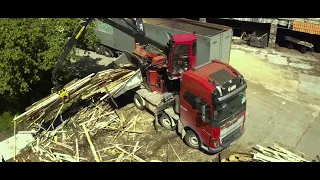 Balmax: Mus-Max wood chipper, Kesla crane , HSP Gripen grapple, Volvo truck