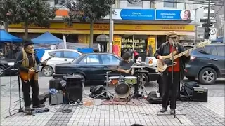 I saw her standing there....cover de The Beatles...Los  Musicalles en vivo