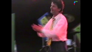 1995: Albert West treedt op tijdens zondagmiddag Helvoirts Weekend (deel 2)