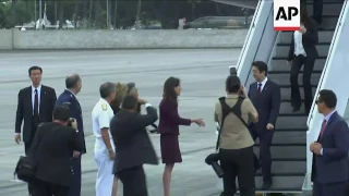 Raw: Japan's Prime Minister Arrives in Hawaii