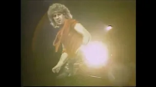 Sammy Hagar "Your Love Is Driving Me Crazy" (Official Music Video)