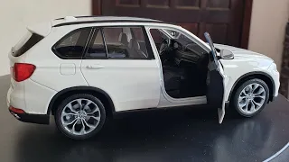 Bmw -X5 em miniatura escala 1/24 welly