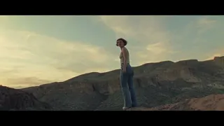 Kacy Hill - Simple, Sweet, and Smiling (Official Music Video)