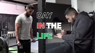 Average Day of a Muslim Student and Calisthenics Athlete