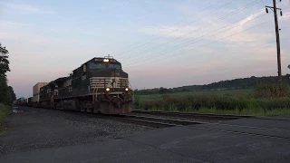 NS EastBound Intermodal, Annville PA