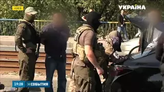 Настоящий боевик на улицах Киева: на оживленном проспекте силовики провели задержание 3-х мужчин