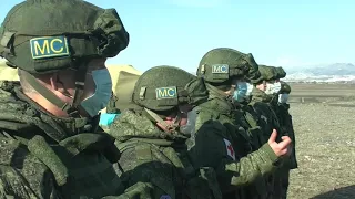 Занятия с мединсктрукторами российских миротворческих сил в Нагорном Карабахе