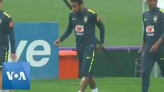 Neymar Trains with Brazil National Team Amid Rape Allegations