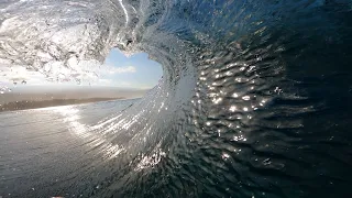 POV SURF - BARRELS REEF AND TURNS