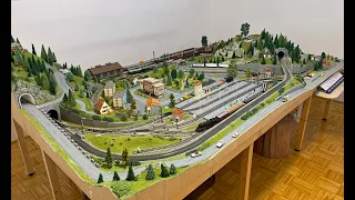 Model Train Traffic on Märklin H0 Layout