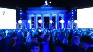 25. Jahrestag des Mauerfalls - Eindrücke am Brandenburger Tor