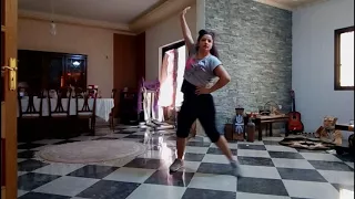 DESPACITO - Zumba Fitness - Luis Fonsi ft Daddy Yankee (watch it on computer )