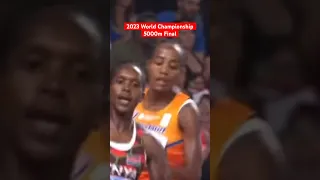 MUST SEE Sprint Finish in 5000m #running #track #shorts