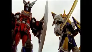 Blue Ranger, Twin Danger - Megazord FIght (E24) | Jungle Fury | Power Rangers Official