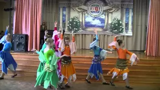 Египетский танец в исполнении ансамбля "Задоринка" МОУ Лицей г. Дедовск.
