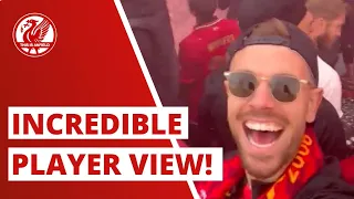 INCREDIBLE scenes from PLAYER bus! | LFC 2022 Parade