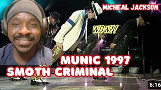 REACTION - michael jackson smooth criminal munich 1997 - REACTION with KINGS