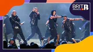 JLS - Beat Again (Live at The BRITs 2010)