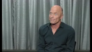 Ed Harris takes a twenty second pause to absorb a question