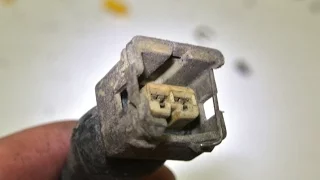 How to replace a broken car electric connector