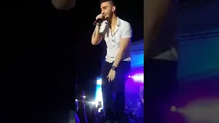 Besame manuel turizo en vivo