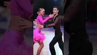 Джайв-Руслан Адаев и Полина Дубейко #ballroomdance #dance #dancer #бальныетанцы #бальникипоймут