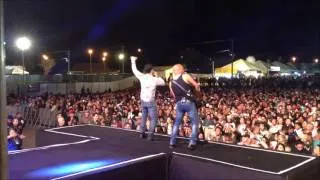 Rick e Renner - Bebo Pra Carai (Festa do Morango 2013)