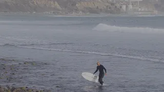 Kelly Slater Surfs Lowers Before Pipe Masters