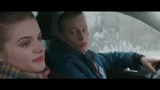 Взрослый юниор / Junior Majeur (2017) Official Trailer